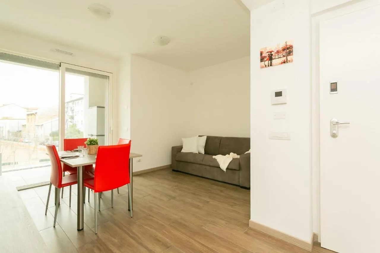 The Best Rent - Modern Apartment Close To Dergano Milan 0*,  Italy